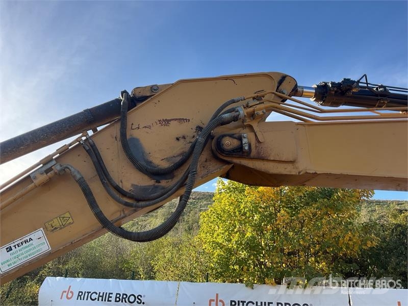 CAT 320GC Tracked Excavator Roomikekskavaatorid