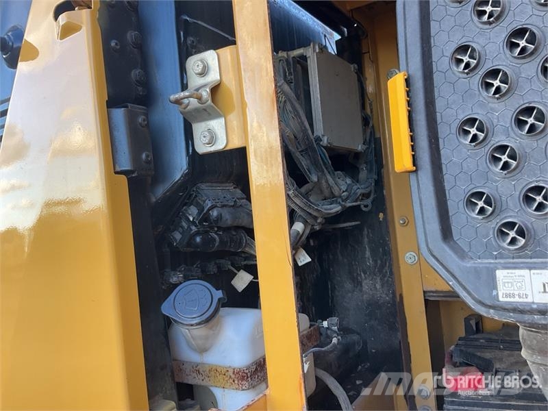 CAT 320GC Tracked Excavator Roomikekskavaatorid
