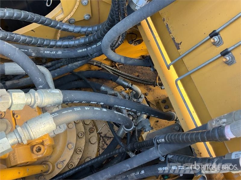 CAT 320GC Tracked Excavator Roomikekskavaatorid