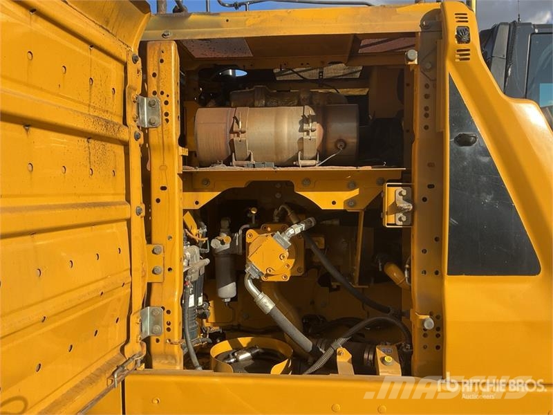 CAT 320GC Tracked Excavator Roomikekskavaatorid