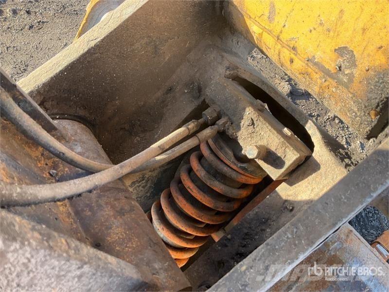 CAT 320GC Tracked Excavator Roomikekskavaatorid