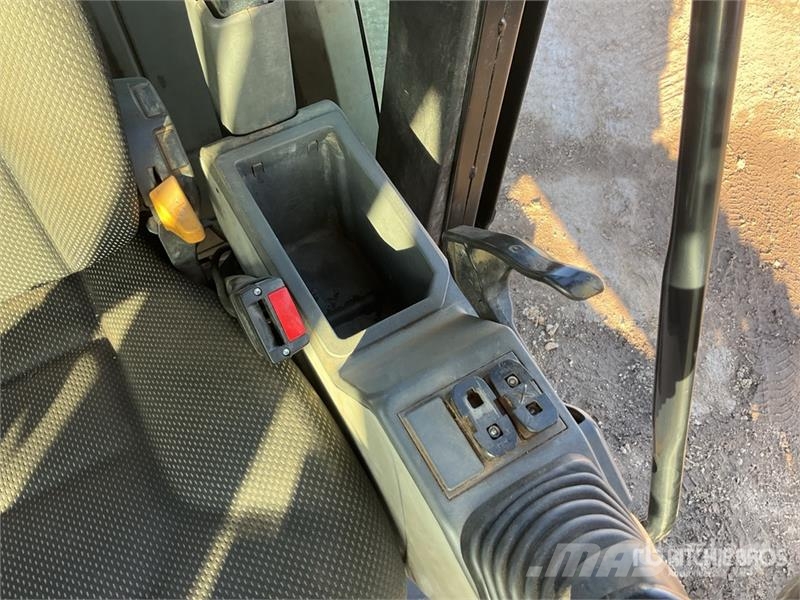 CAT 320GC Tracked Excavator Roomikekskavaatorid