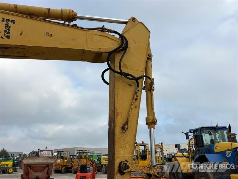 CAT 320N Bageri gusjeničari