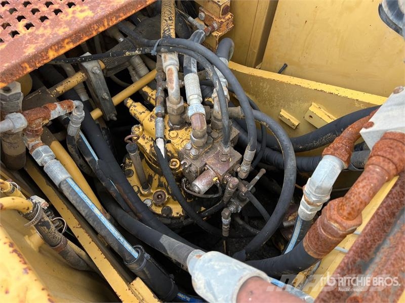 CAT 320N Bageri gusjeničari