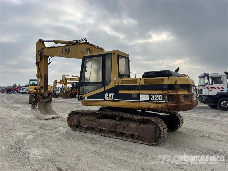 CAT 320N Bageri gusjeničari