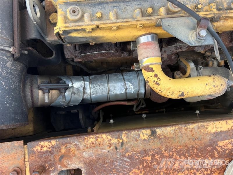 CAT 320N Bageri gusjeničari