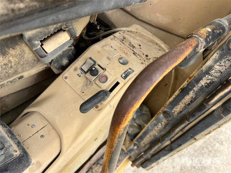 CAT 320N Bageri gusjeničari