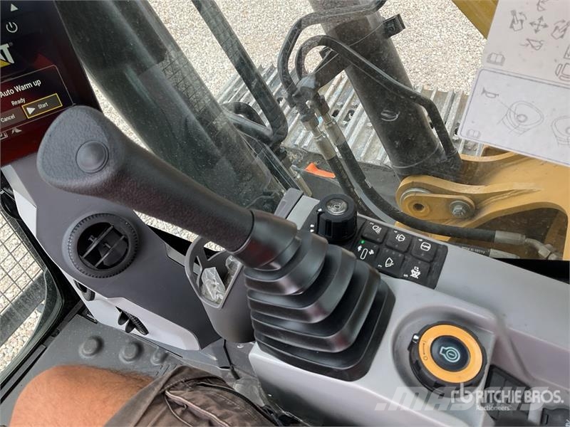 CAT 321 Tracked Excavator (Unused) Telakaivukoneet
