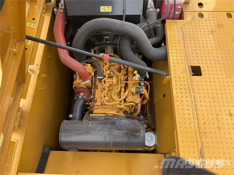 CAT 321 Tracked Excavator (Unused) Telakaivukoneet