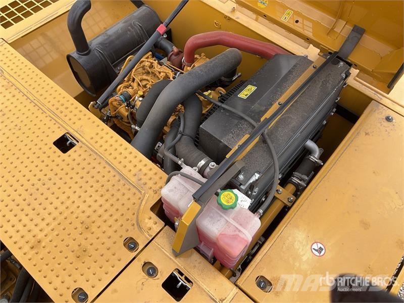 CAT 321 Tracked Excavator (Unused) Telakaivukoneet