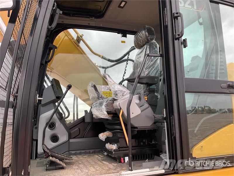 CAT 321 Tracked Excavator (Unused) Lánctalpas kotrók