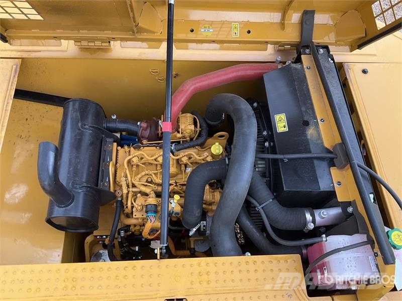 CAT 321 Tracked Excavator (Unused) Lánctalpas kotrók