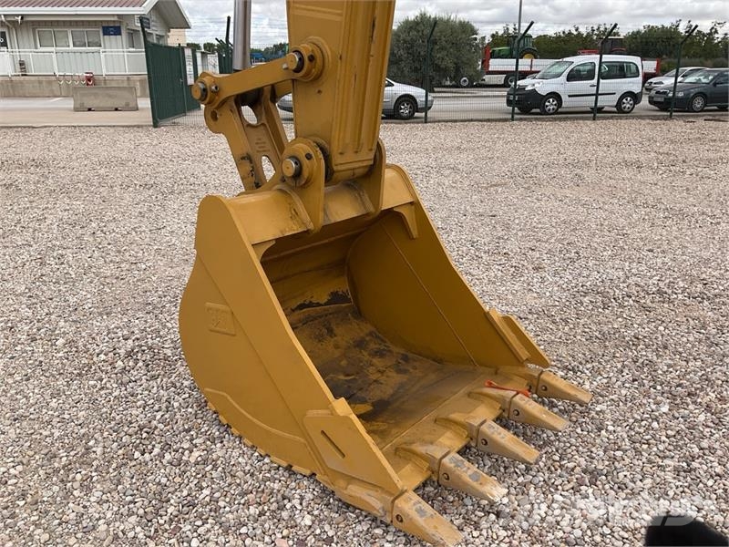 CAT 321 Tracked Excavator (Unused) Telakaivukoneet