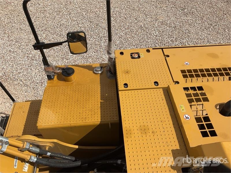 CAT 321 Tracked Excavator (Unused) Telakaivukoneet