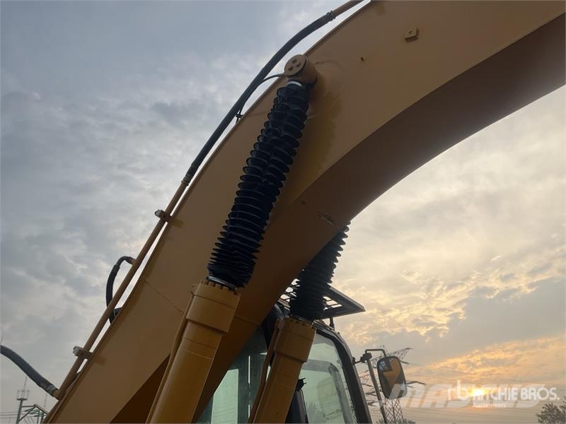 CAT 322C Tracked Excavator Gravemaskiner på larvebånd
