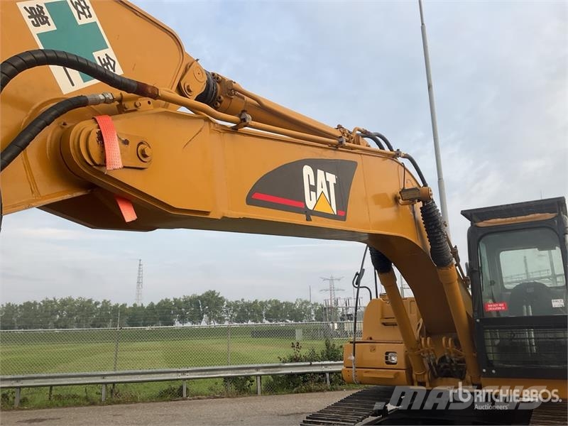CAT 322C Tracked Excavator Gravemaskiner på larvebånd