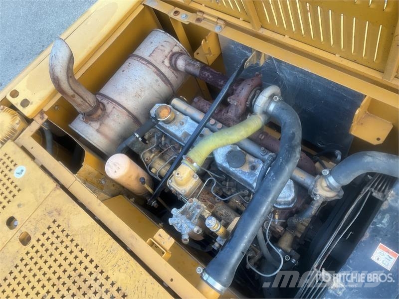 CAT 322C Tracked Excavator Gravemaskiner på larvebånd