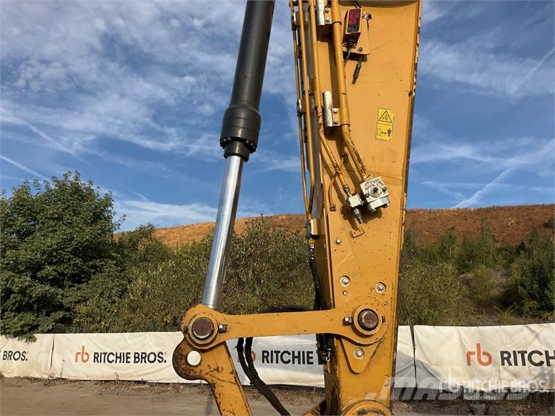 CAT 323 Tracked Excavator Rupsgraafmachines
