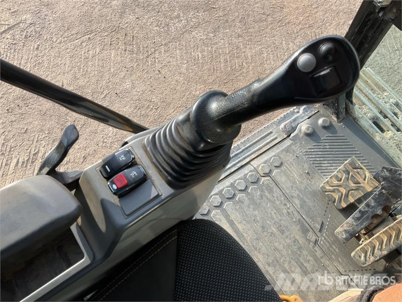 CAT 323 Tracked Excavator Rupsgraafmachines