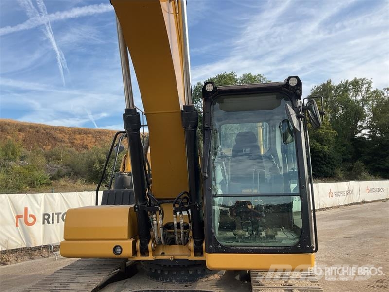CAT 323 Tracked Excavator Rupsgraafmachines