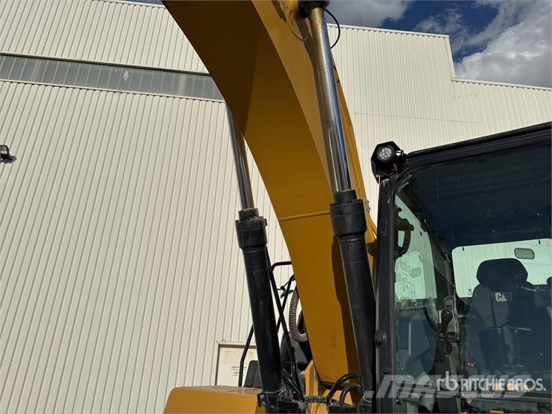 CAT 323 Tracked Excavator Bagri goseničarji