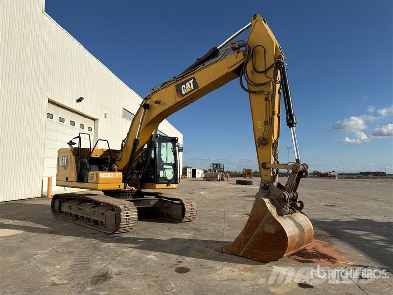 CAT 323 Tracked Excavator Bagri goseničarji