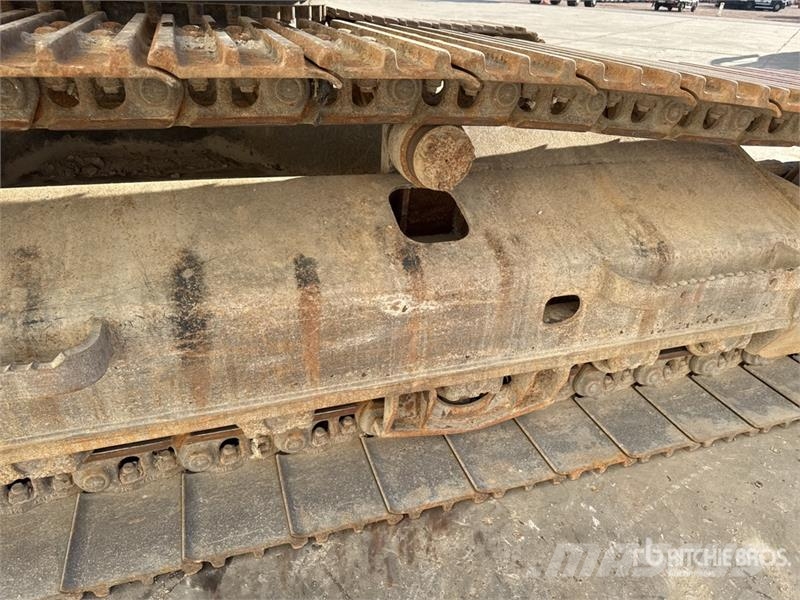 CAT 323 Tracked Excavator Bagri goseničarji
