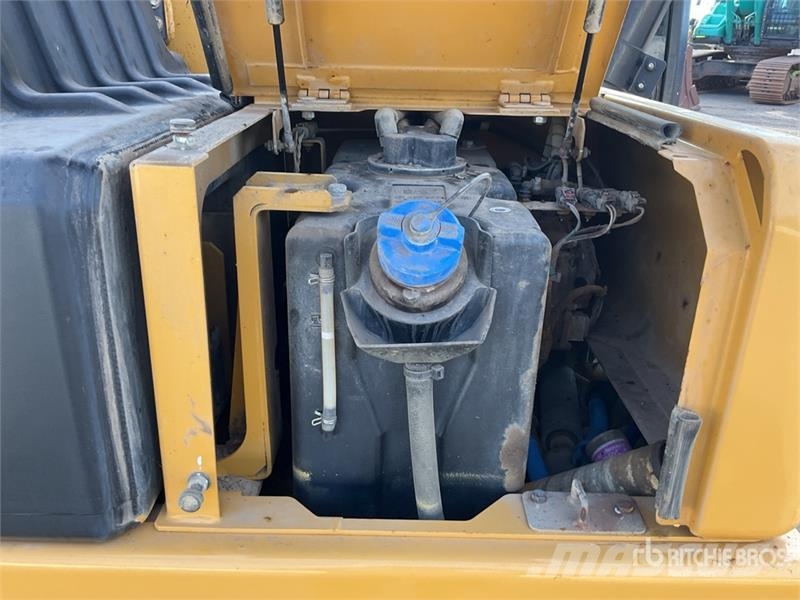 CAT 323 Tracked Excavator Rupsgraafmachines
