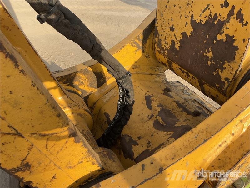 CAT 323 Tracked Excavator Rupsgraafmachines