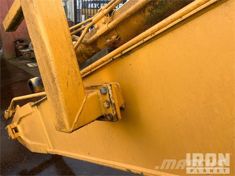CAT 323E Tracked Excavator Bageri gusjeničari