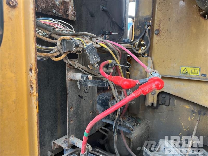 CAT 323E Tracked Excavator Bageri gusjeničari