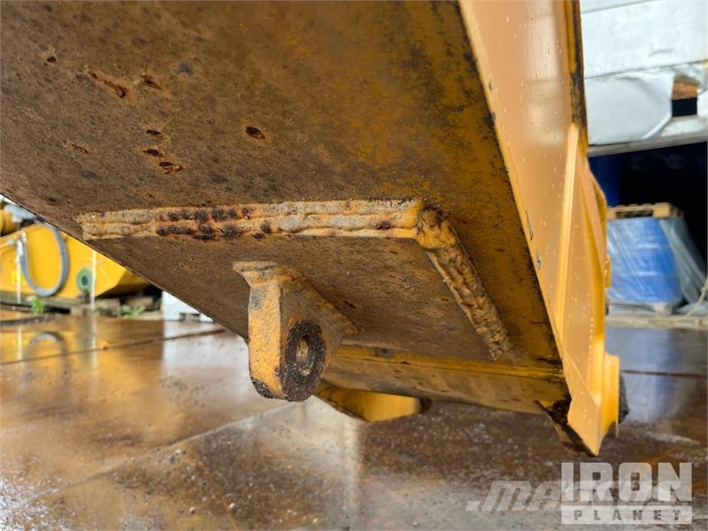 CAT 323E Tracked Excavator Bageri gusjeničari