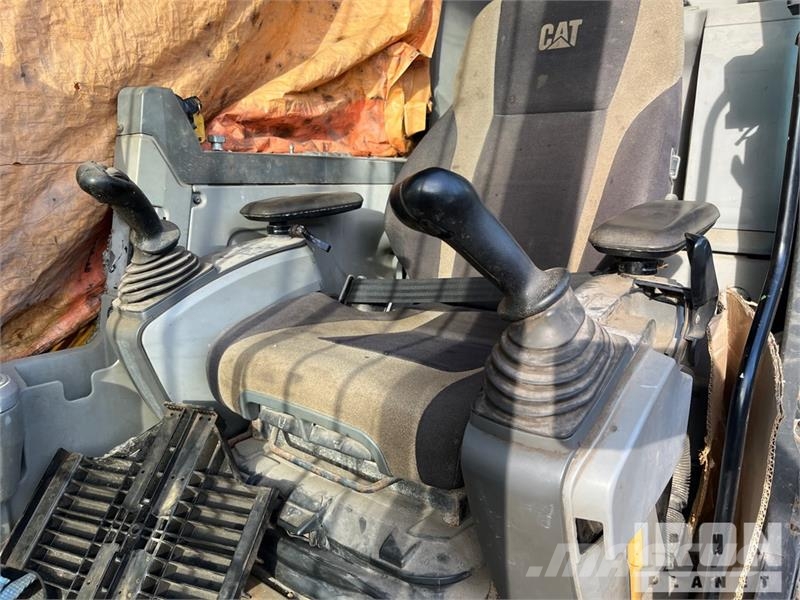 CAT 323E Tracked Excavator Bageri gusjeničari