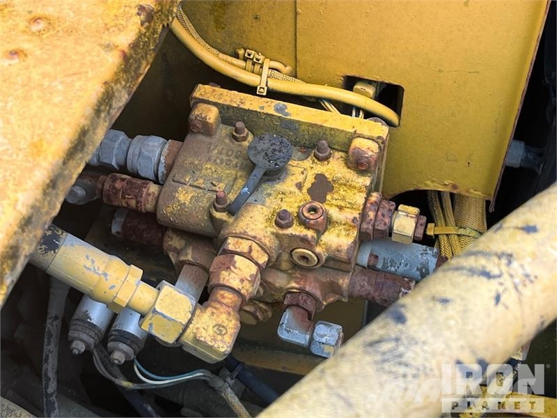 CAT 323E Tracked Excavator Bageri gusjeničari