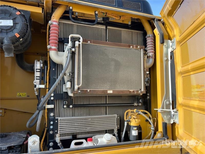CAT 323ELN Tracked Excavator Crawler excavators