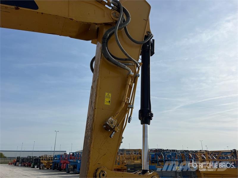 CAT 323ELN Tracked Excavator Crawler excavators