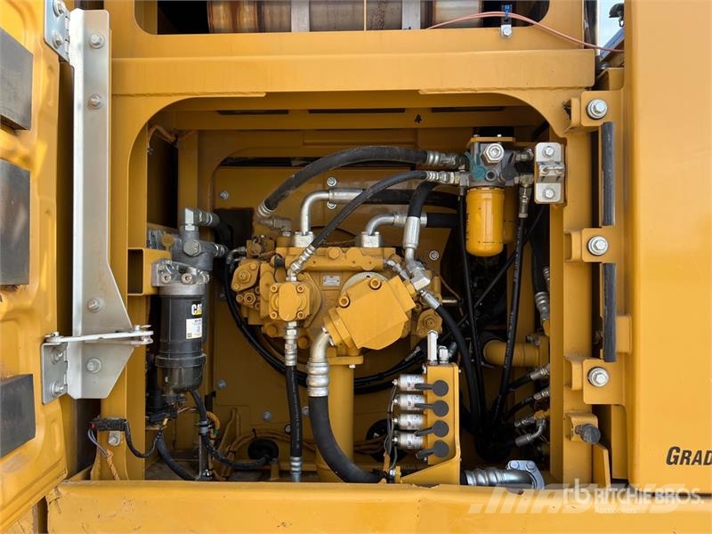 CAT 323ELN Tracked Excavator حفارات زحافة