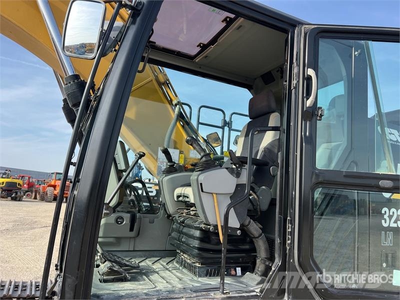 CAT 323ELN Tracked Excavator Crawler excavators