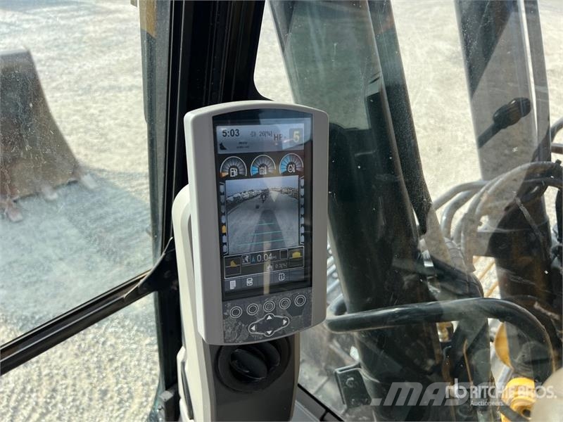 CAT 323ELN Tracked Excavator حفارات زحافة