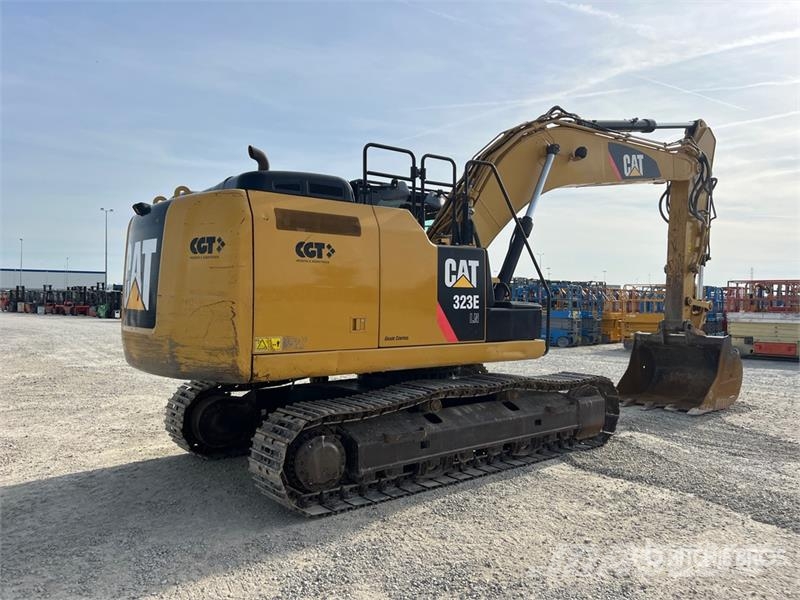 CAT 323ELN Tracked Excavator حفارات زحافة