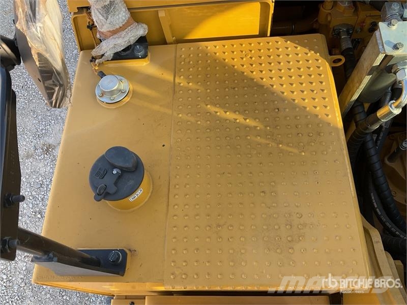 CAT 324 Tracked Excavator (Unused) Telakaivukoneet