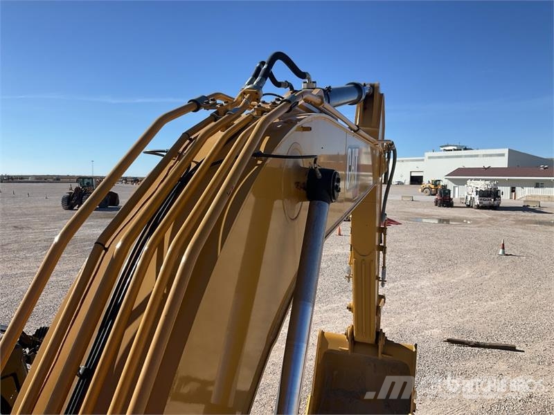CAT 324 Tracked Excavator (Unused) Crawler excavators