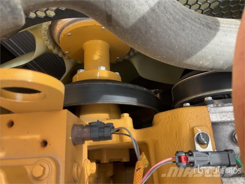 CAT 324 Tracked Excavator (Unused) Raupenbagger