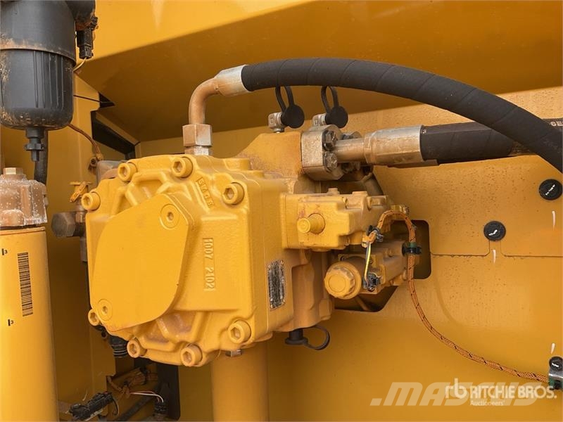CAT 324 Tracked Excavator (Unused) Raupenbagger