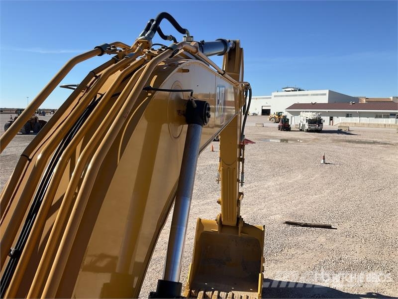 CAT 324 Tracked Excavator (Unused) Crawler excavators