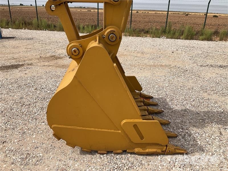 CAT 324 Tracked Excavator (Unused) Raupenbagger