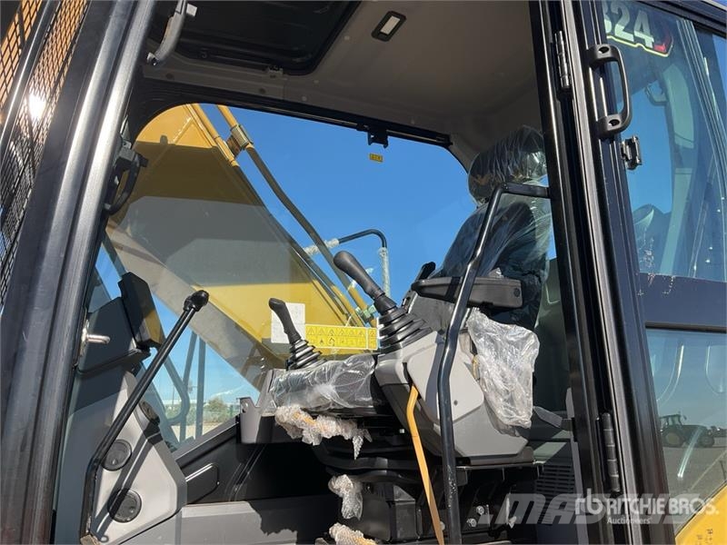 CAT 324 Tracked Excavator (Unused) Crawler excavators