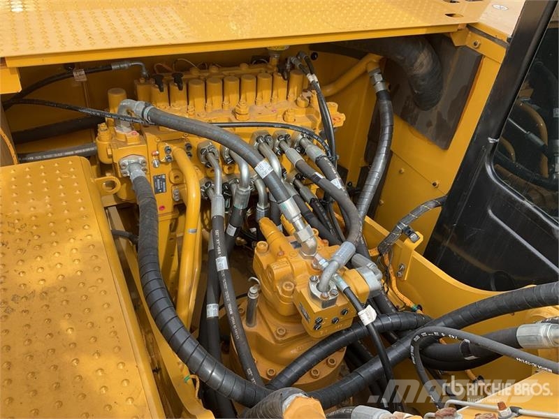CAT 324 Tracked Excavator (Unused) Raupenbagger