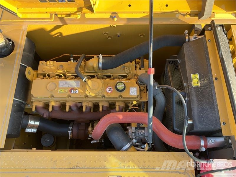CAT 324 Tracked Excavator (Unused) Telakaivukoneet