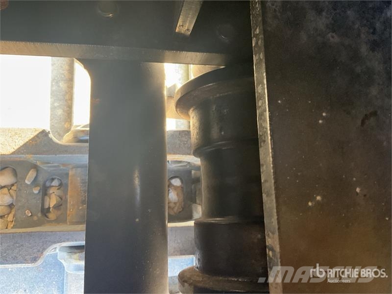 CAT 324 Tracked Excavator (Unused) Telakaivukoneet